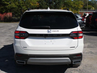 2024 Honda Pilot Touring