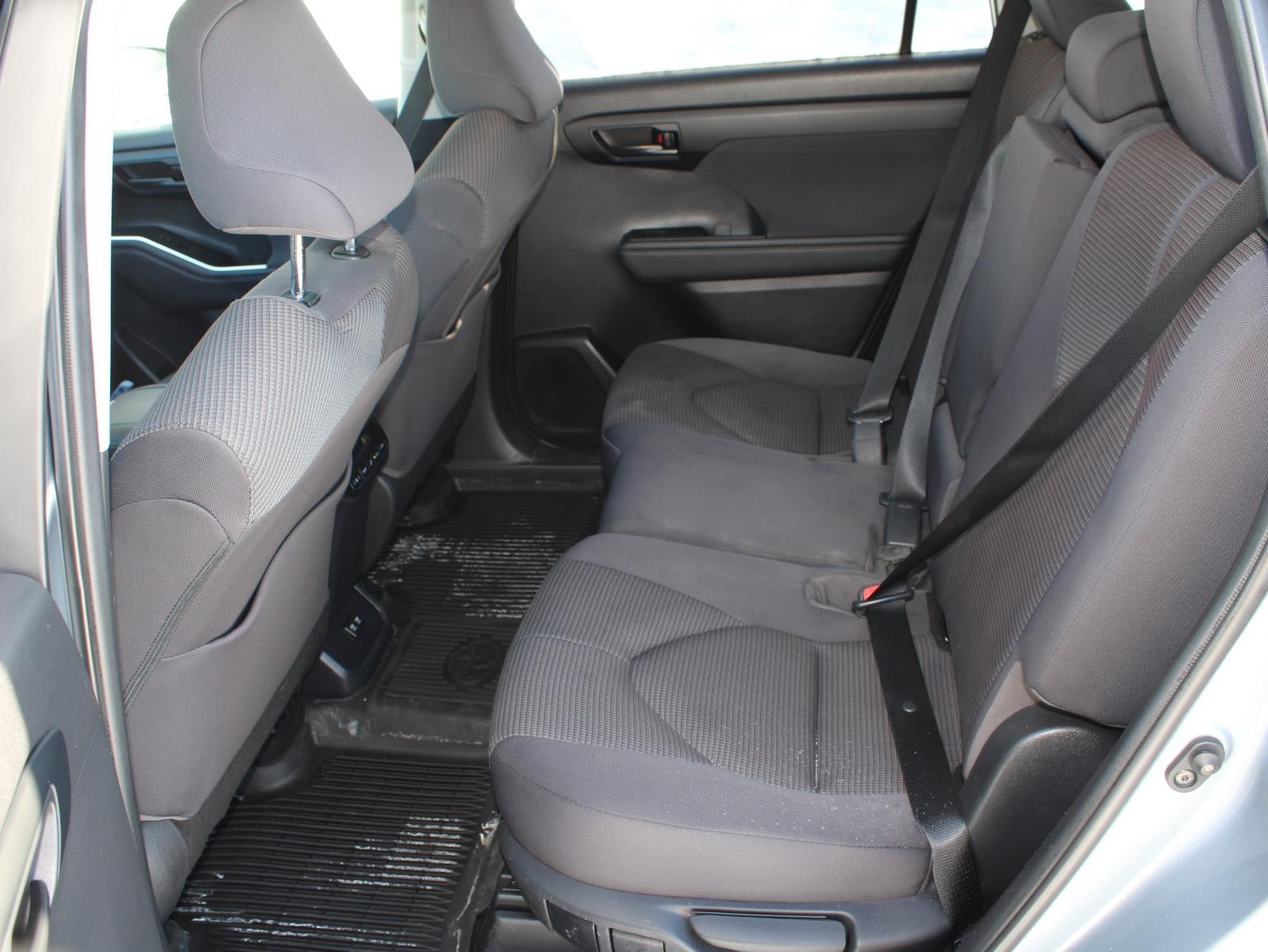 2020 Toyota Highlander LE All Wheel Drive Automatic