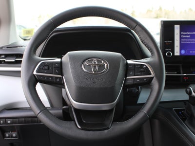 2025 Toyota Sienna XLE