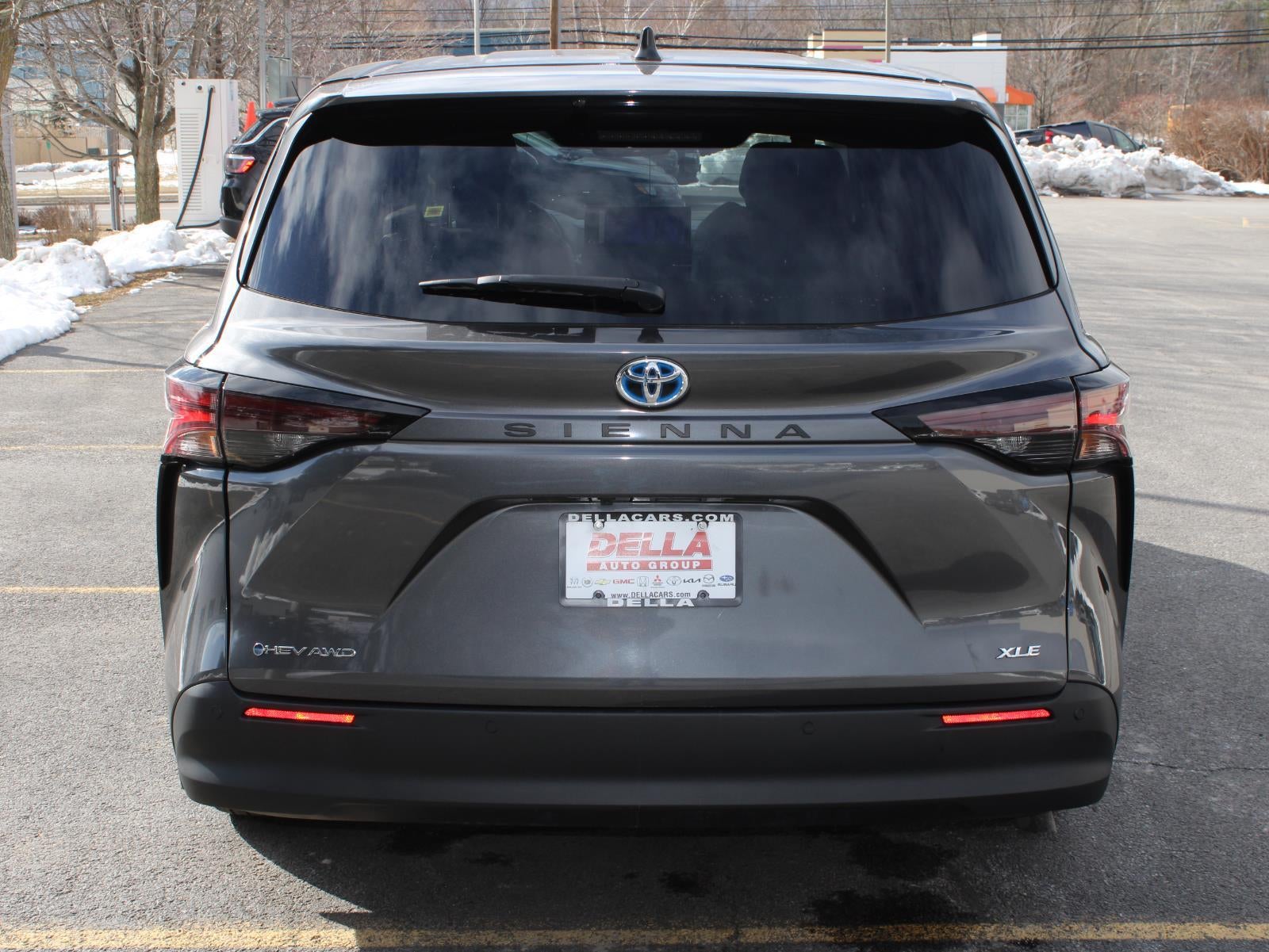 2025 Toyota Sienna XLE
