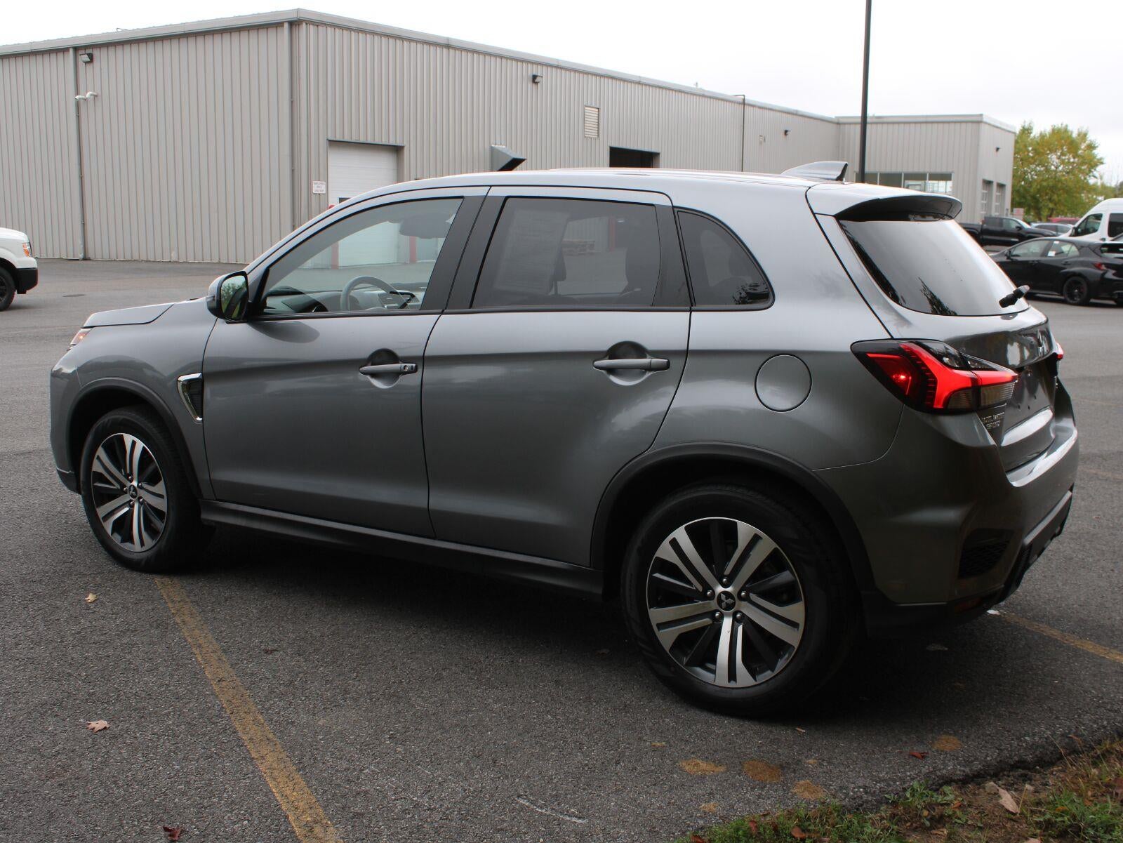 2025 Mitsubishi Outlander Sport SE