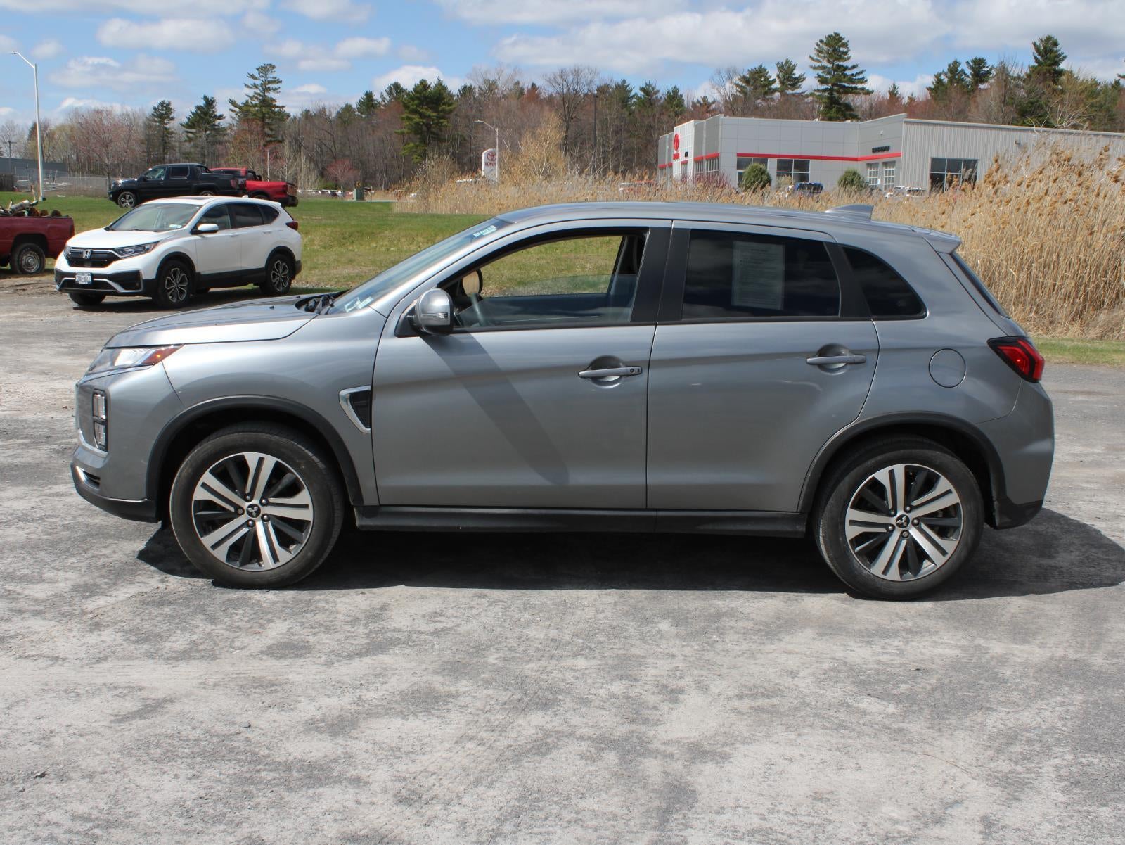 2023 Mitsubishi Outlander Sport SE
