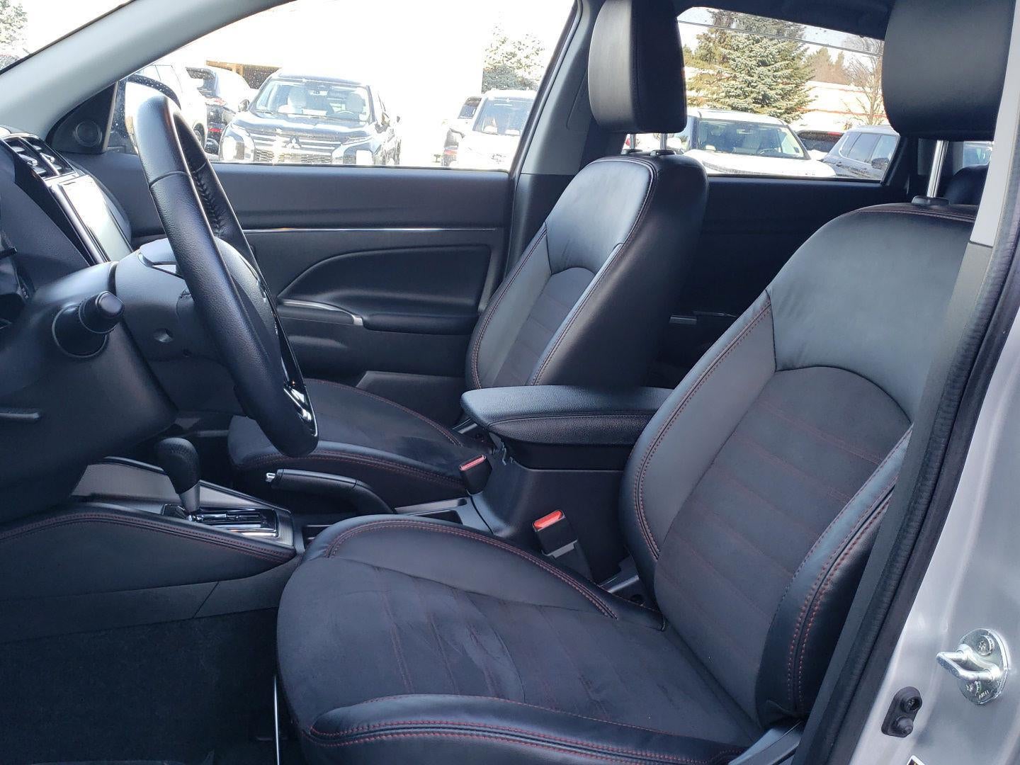 2024 Mitsubishi Outlander Sport SE