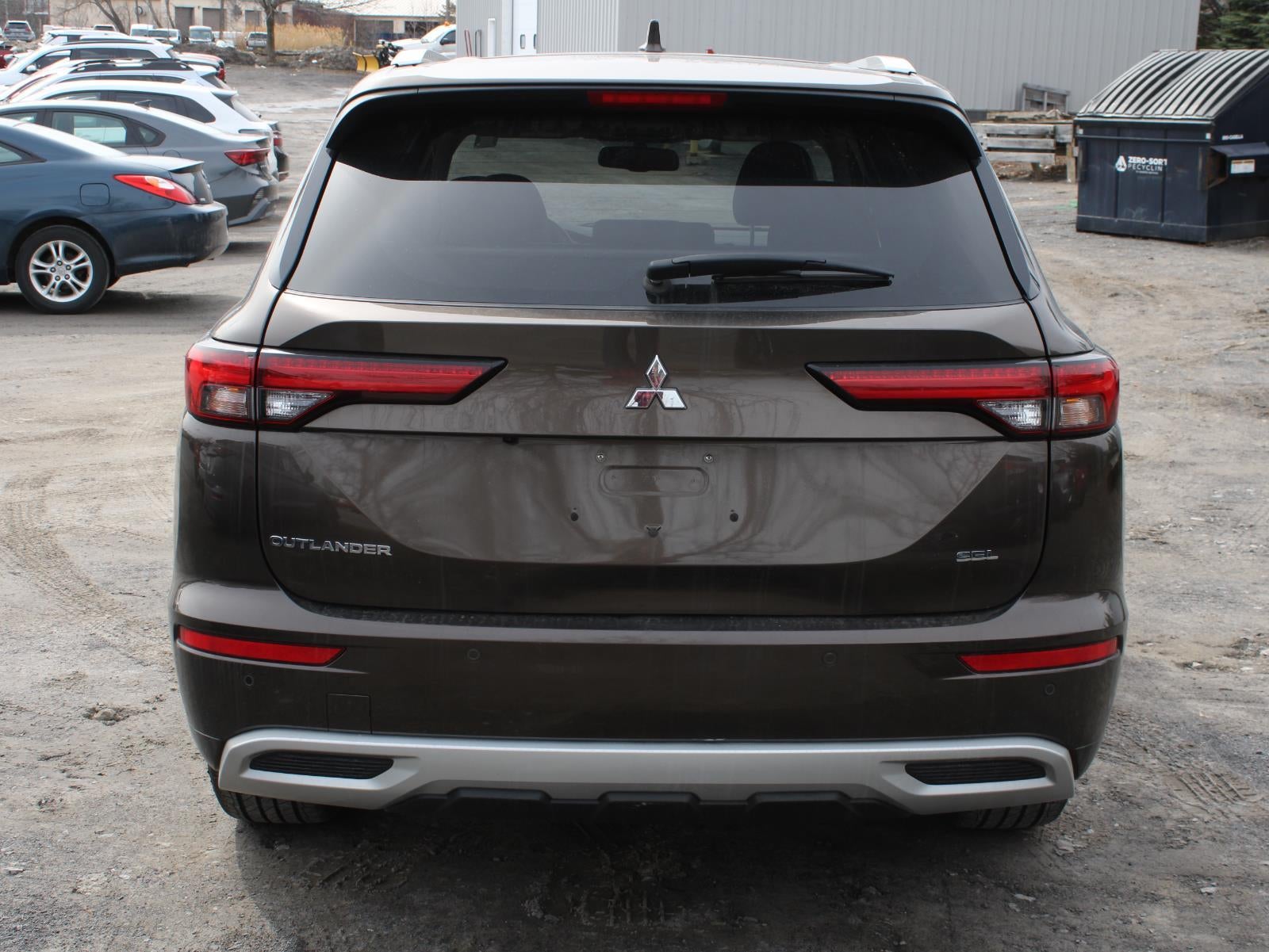 2023 Mitsubishi Outlander SEL