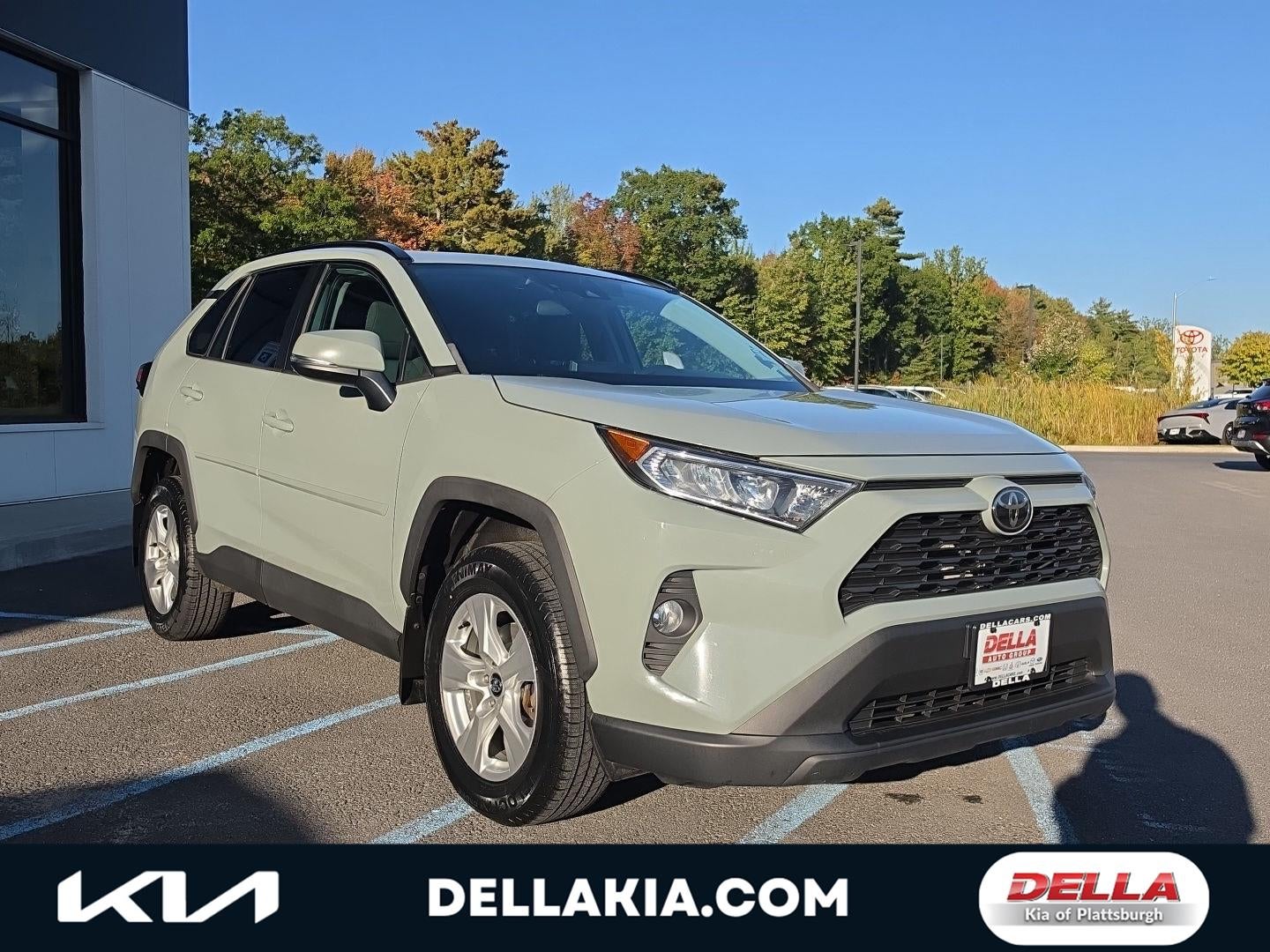 2020 Toyota RAV4 XLE