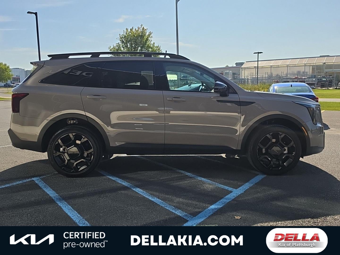 2025 Kia Sorento X-Line EX
