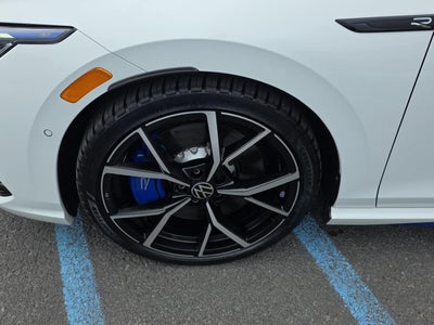 2024 Volkswagen Golf R Base