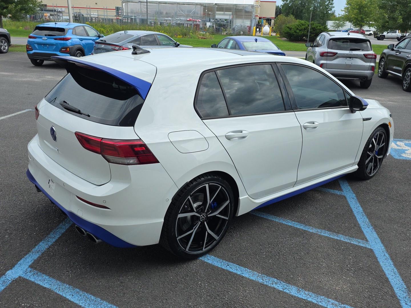 2024 Volkswagen Golf R Base