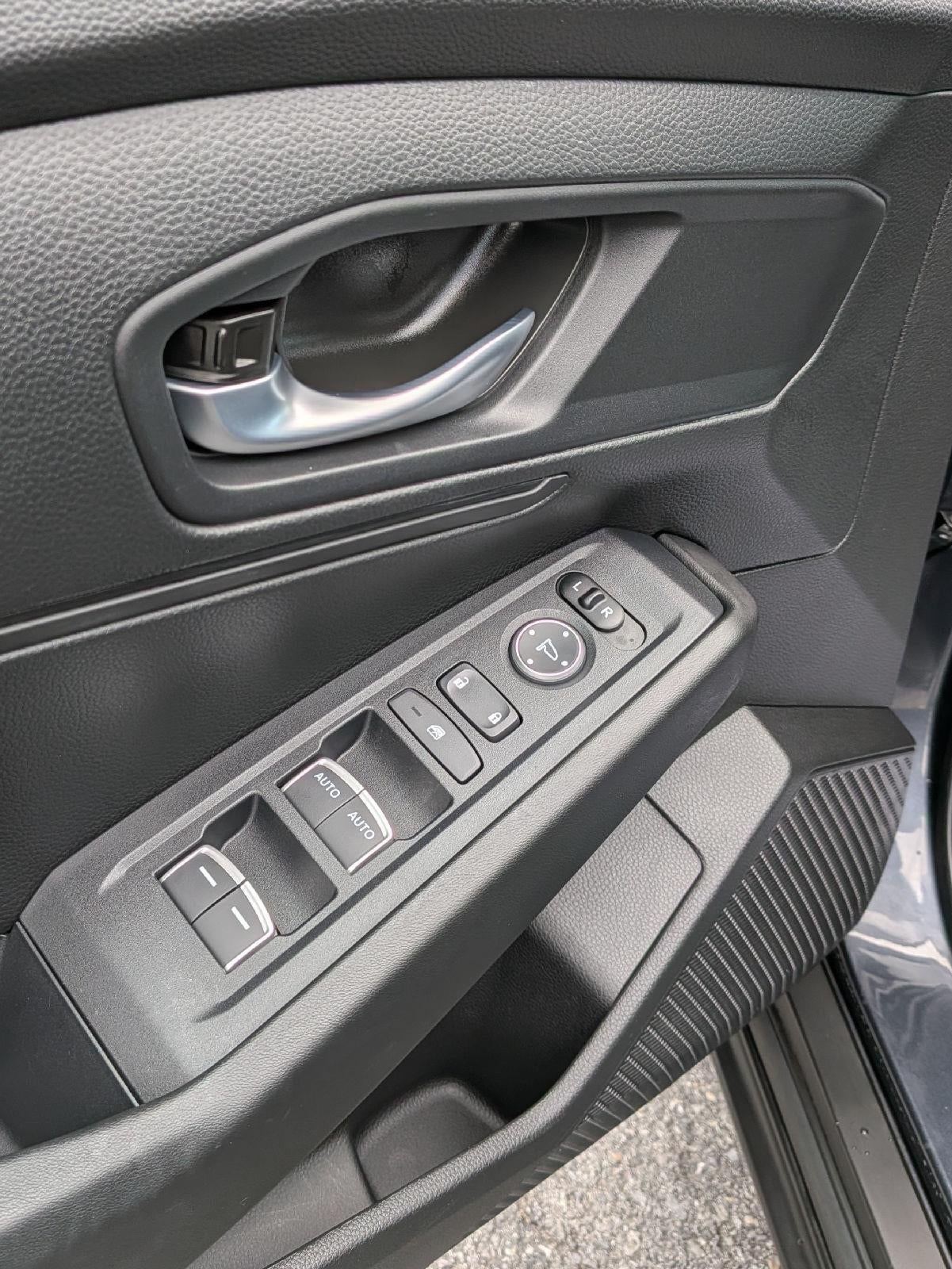 2025 Honda Accord Sedan LX