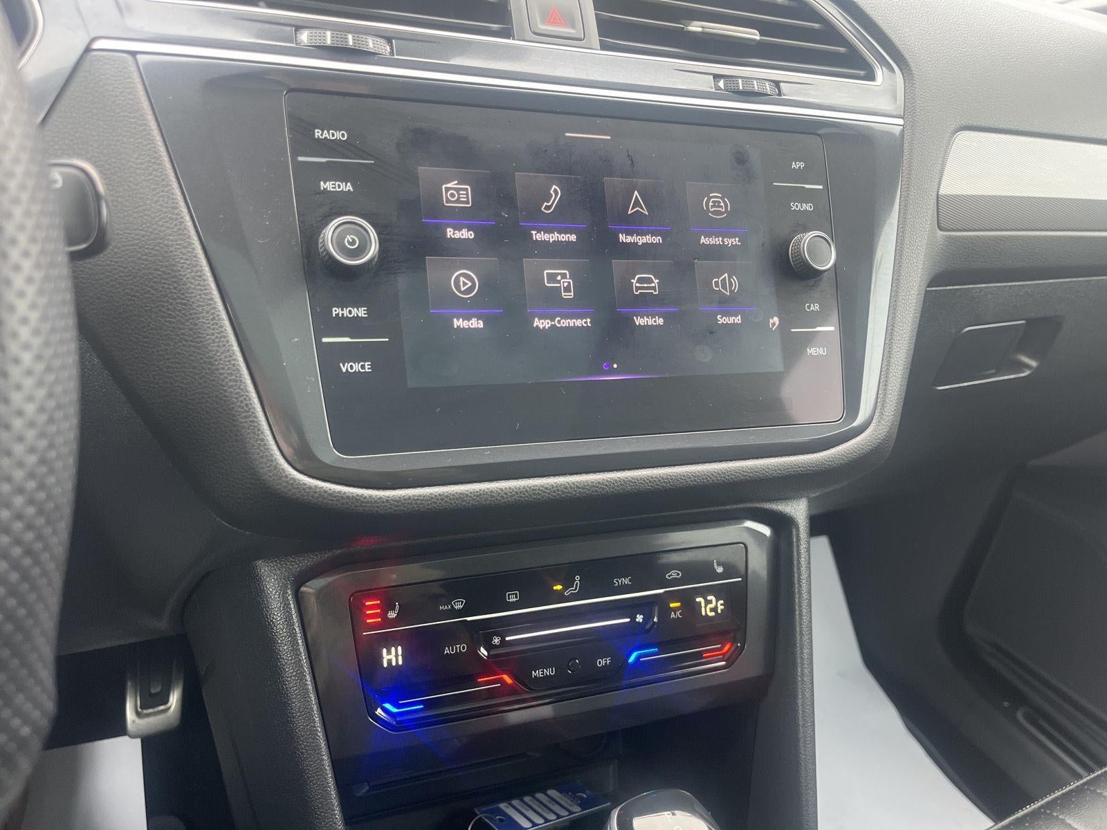 2024 Volkswagen Tiguan SE R-Line Black