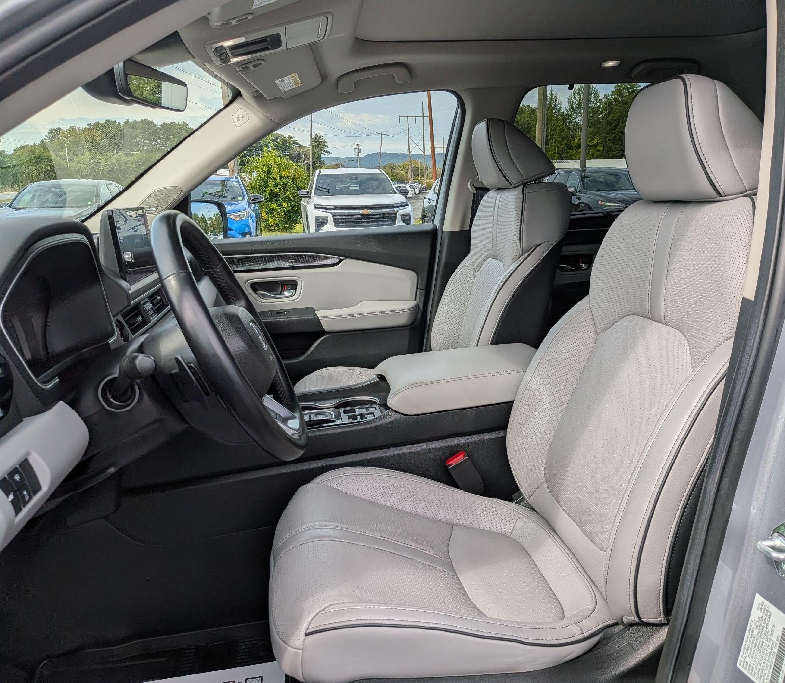 2025 Honda Pilot Elite