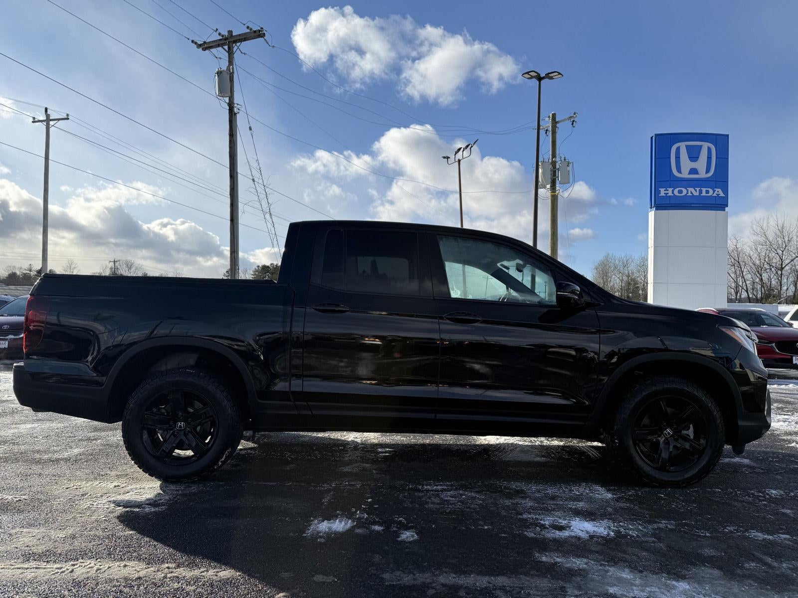 2023 Honda Ridgeline Black Edition