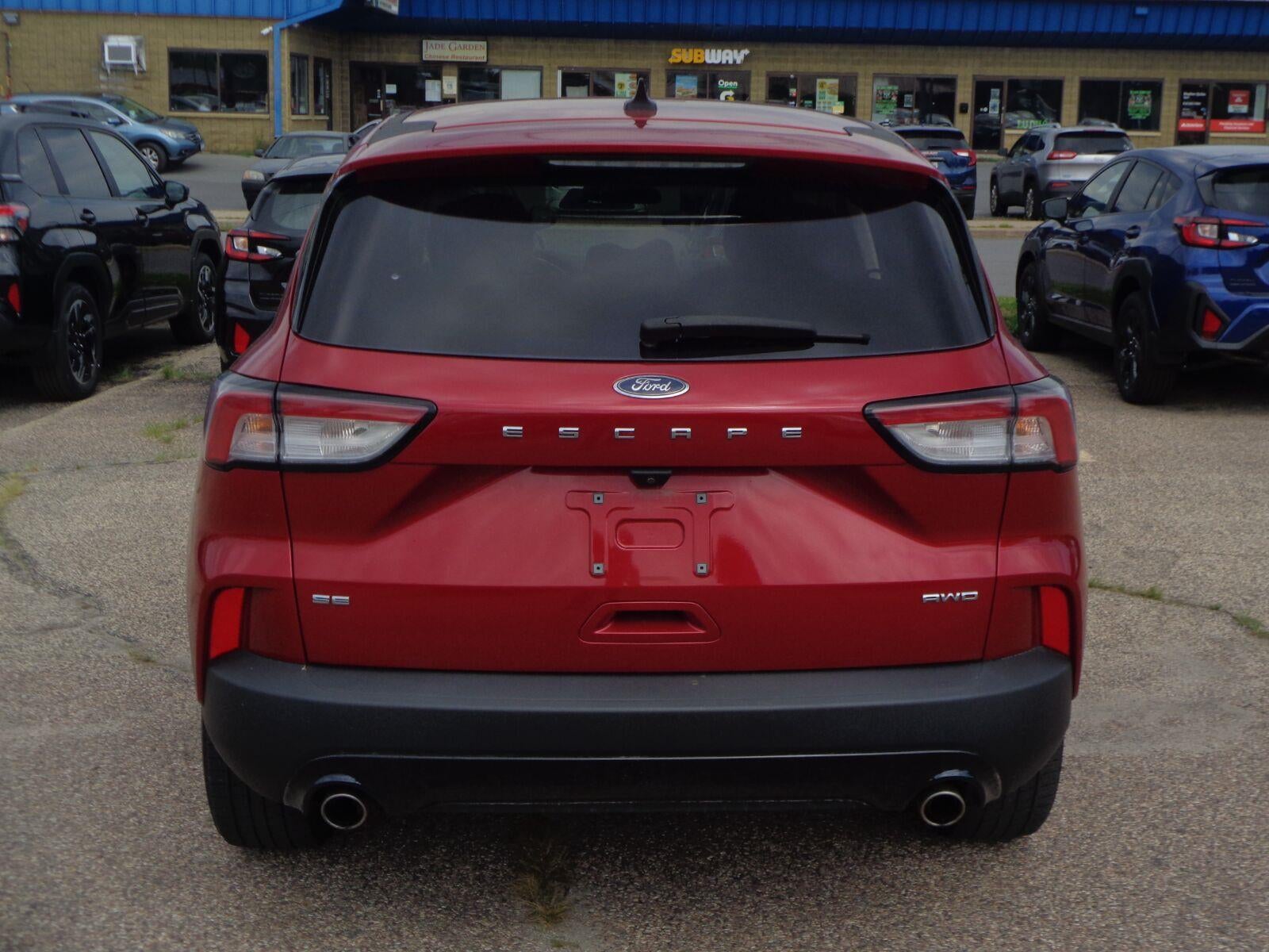 2021 Ford Escape SE