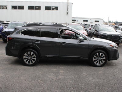 2025 Subaru Outback Touring