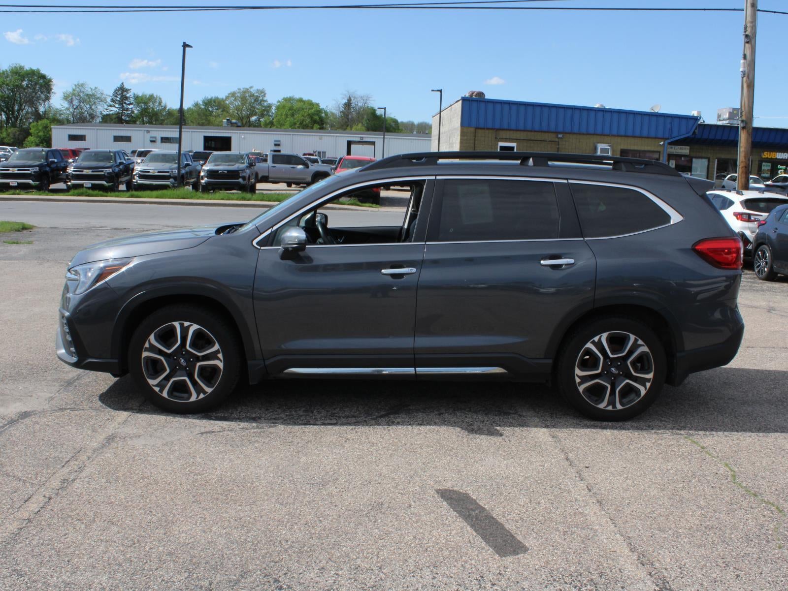2023 Subaru Ascent Touring