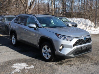 2021 Toyota RAV4 Hybrid XLE