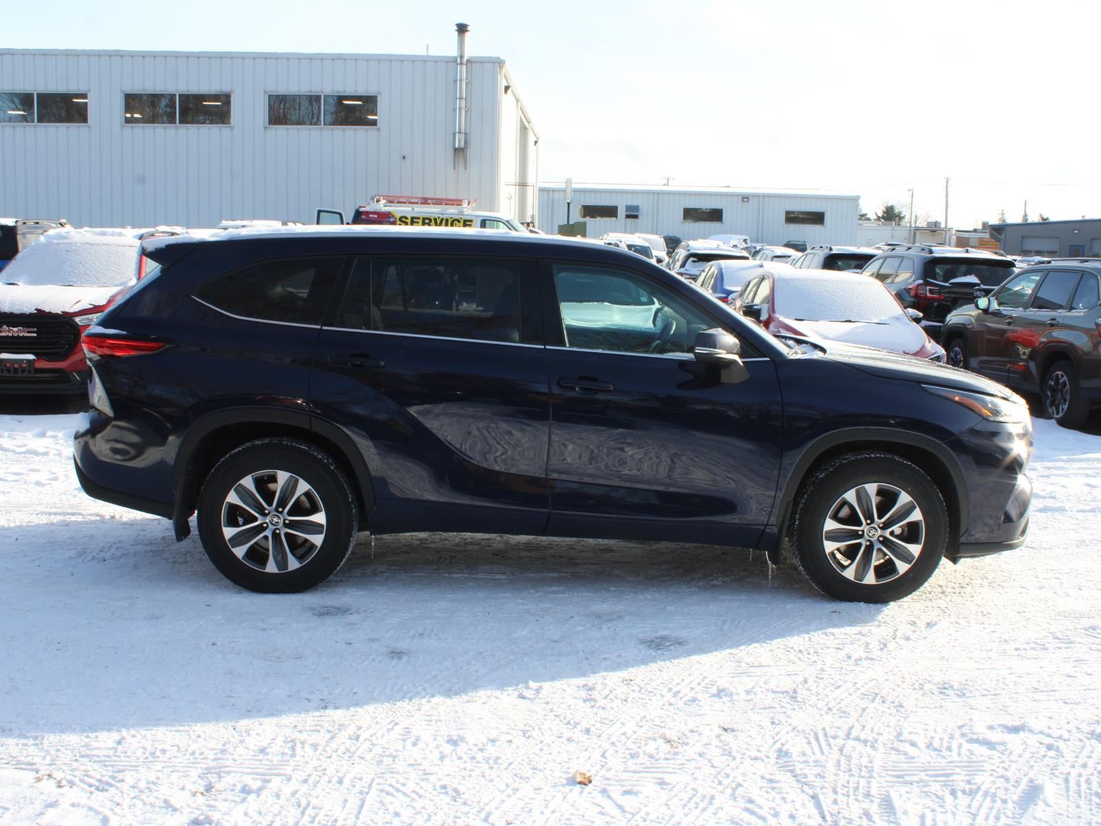 2022 Toyota Highlander XLE