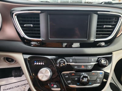 2024 Chrysler Voyager LX