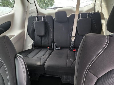 2024 Chrysler Voyager LX