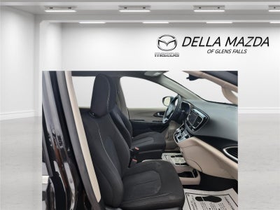 2023 Chrysler Pacifica Touring