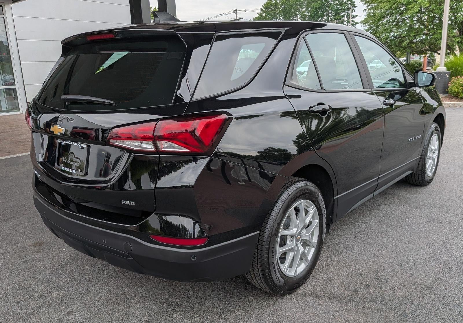 2023 Chevrolet Equinox LS