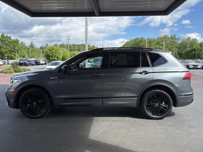 2022 Volkswagen Tiguan SE R-Line Black