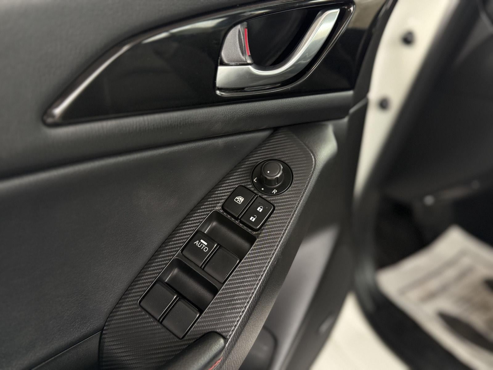 2015 Mazda Mazda3 s Grand Touring