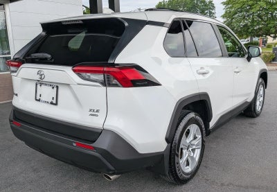2020 Toyota RAV4 XLE