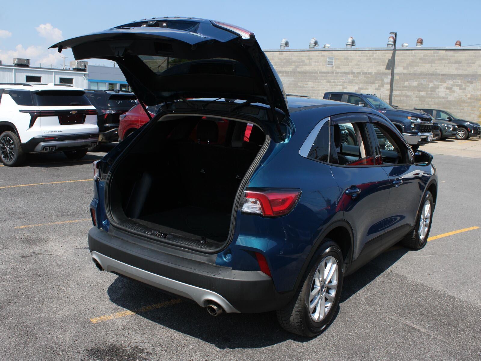 2020 Ford Escape SE