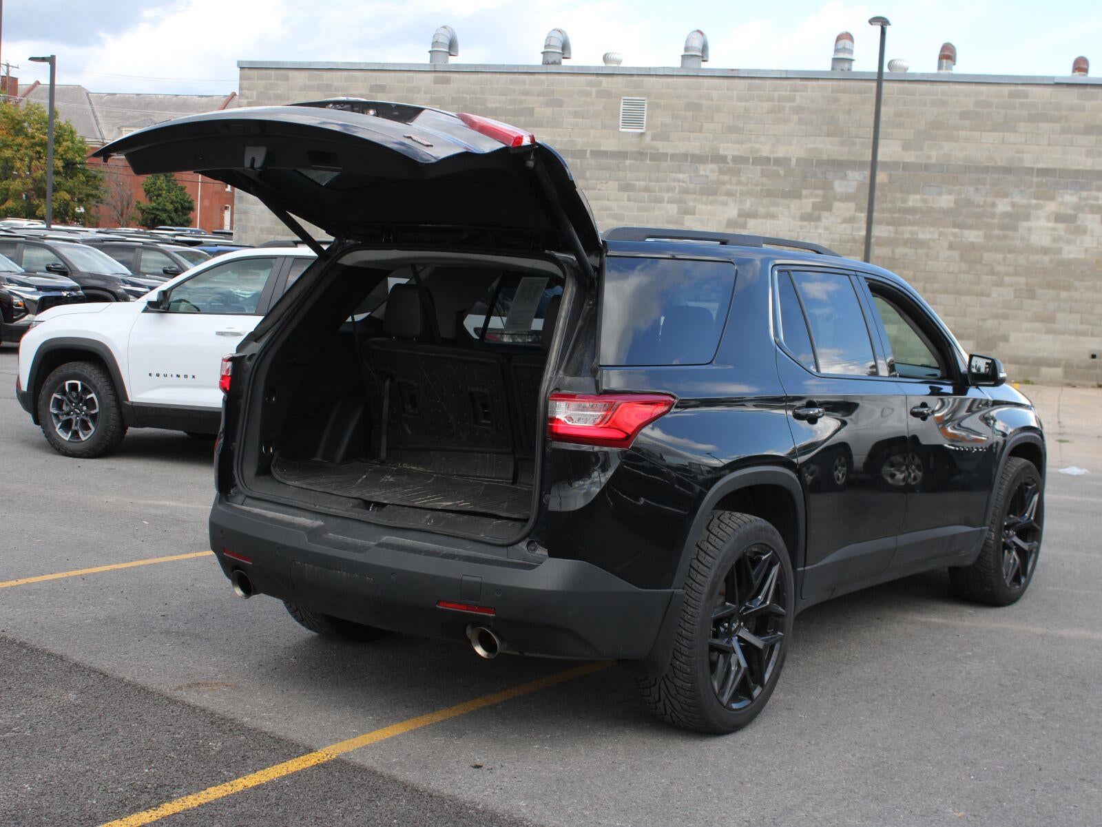 2021 Chevrolet Traverse RS