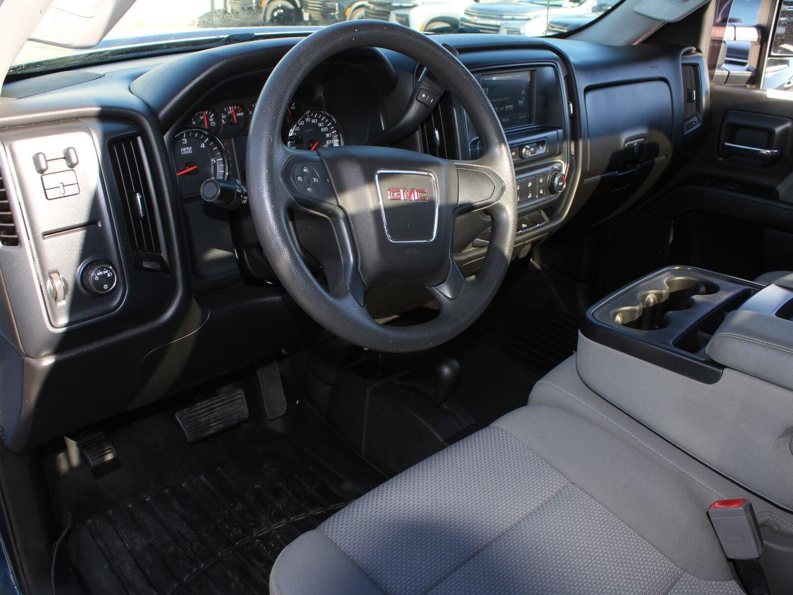 2017 GMC Sierra 3500 HD REG CAB 4WD 133.6