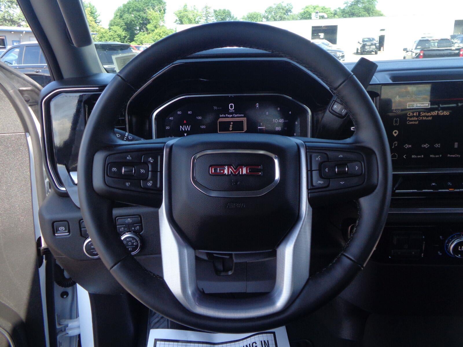 2025 GMC Sierra 1500 Elevation