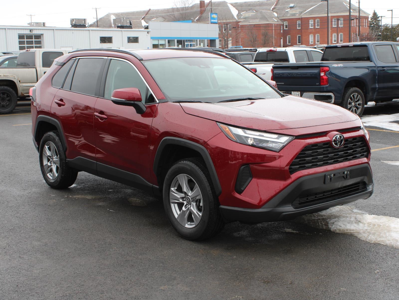 2024 Toyota RAV4 XLE