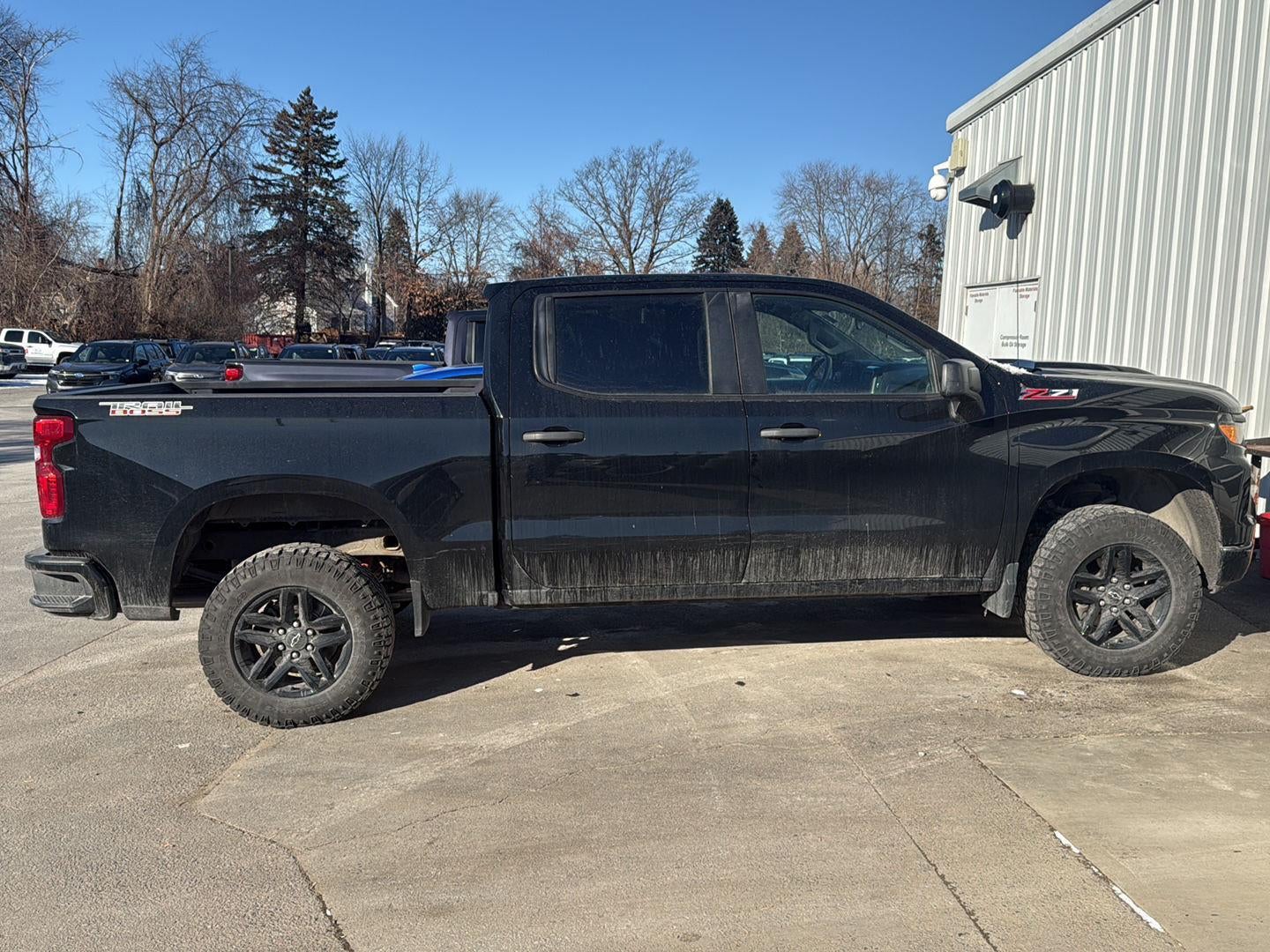 2023 Chevrolet Silverado 1500 Custom Trail Boss