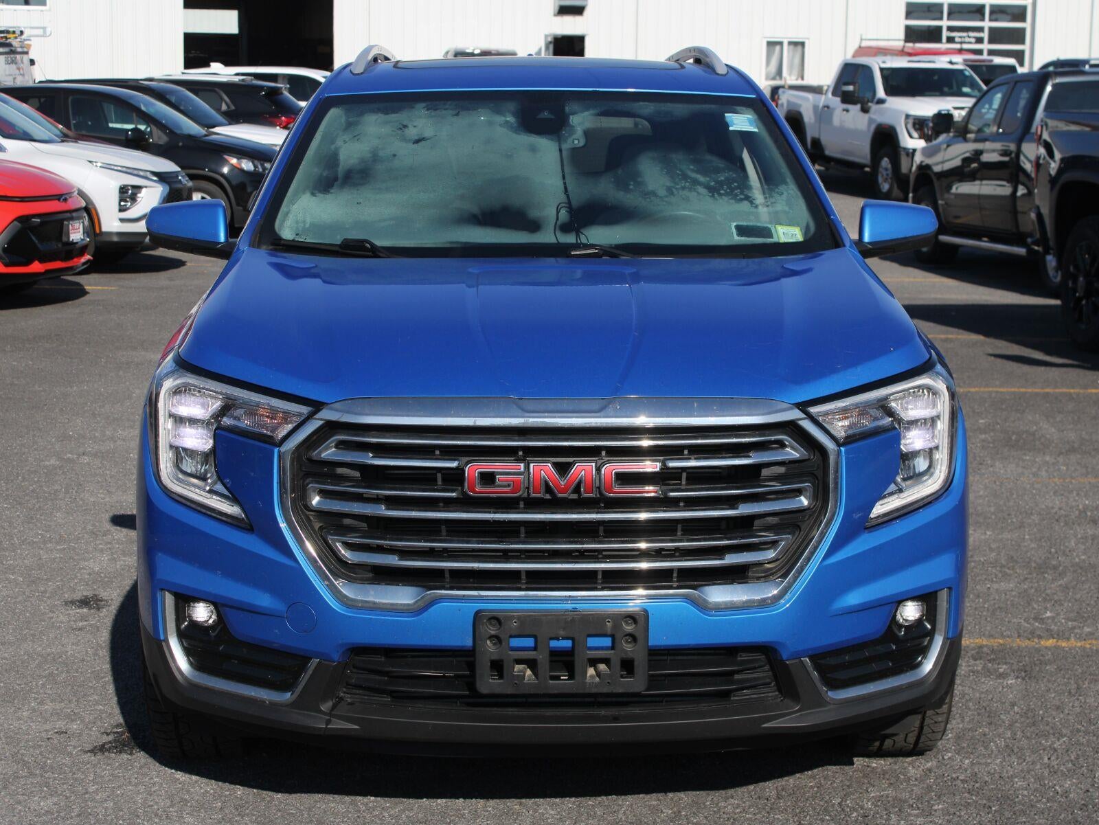 2024 GMC Terrain SLT