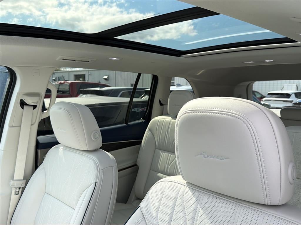 2025 Buick Enclave Avenir
