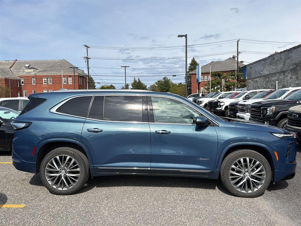 2025 Buick Enclave Avenir