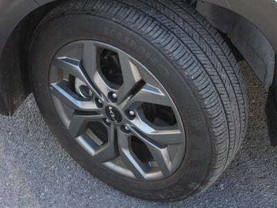 2025 Kia Seltos LX