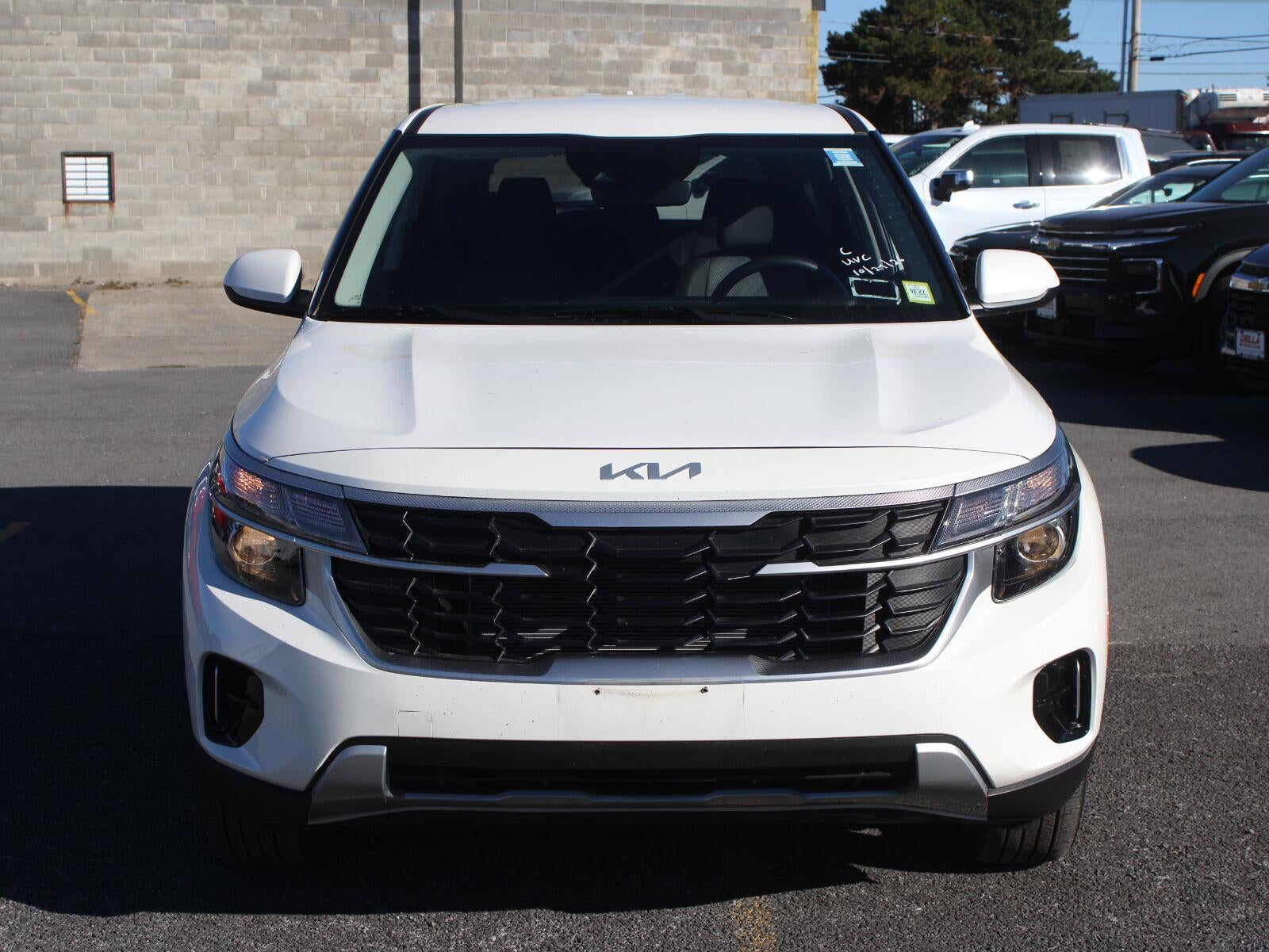 2025 Kia Seltos LX