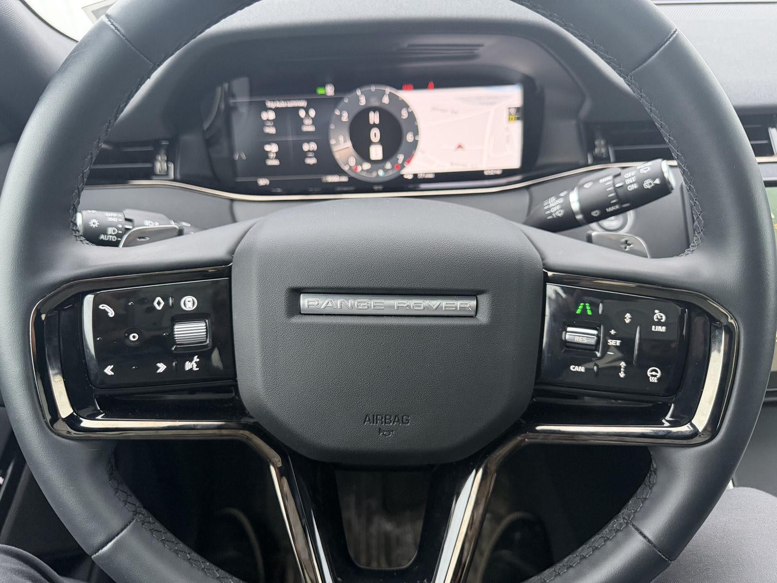 2024 Land Rover Range Rover Evoque Dynamic SE