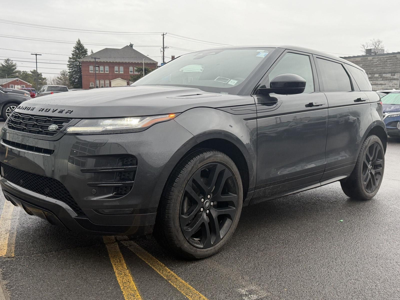 2024 Land Rover Range Rover Evoque Dynamic SE